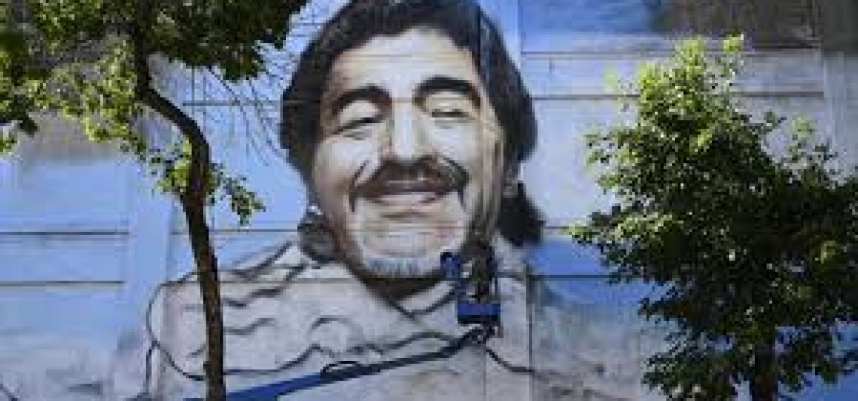 Geen crematie lichaam Maradona, ‘buitenechtelijke kinderen’ willen erfenis