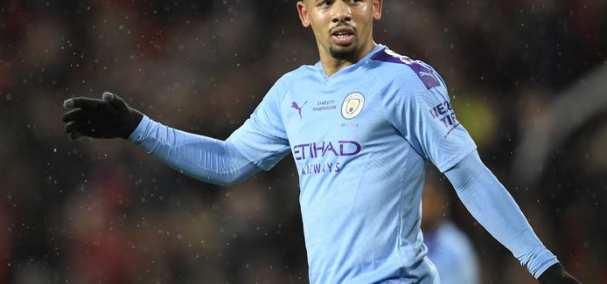 Manchester City zet clubrecord neer met twaalfde zege op rij.