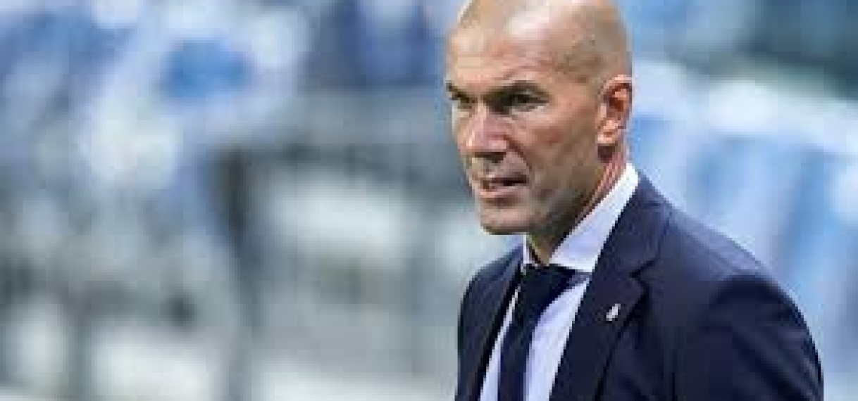 Trainer Zidane ontbreekt in competitieduel Real Madrid na positieve test