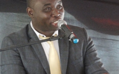 Vaders verdienen meer aandacht