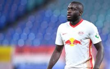 Bayern neemt Upamecano na dit seizoen voor 42 miljoen euro over van Leipzig