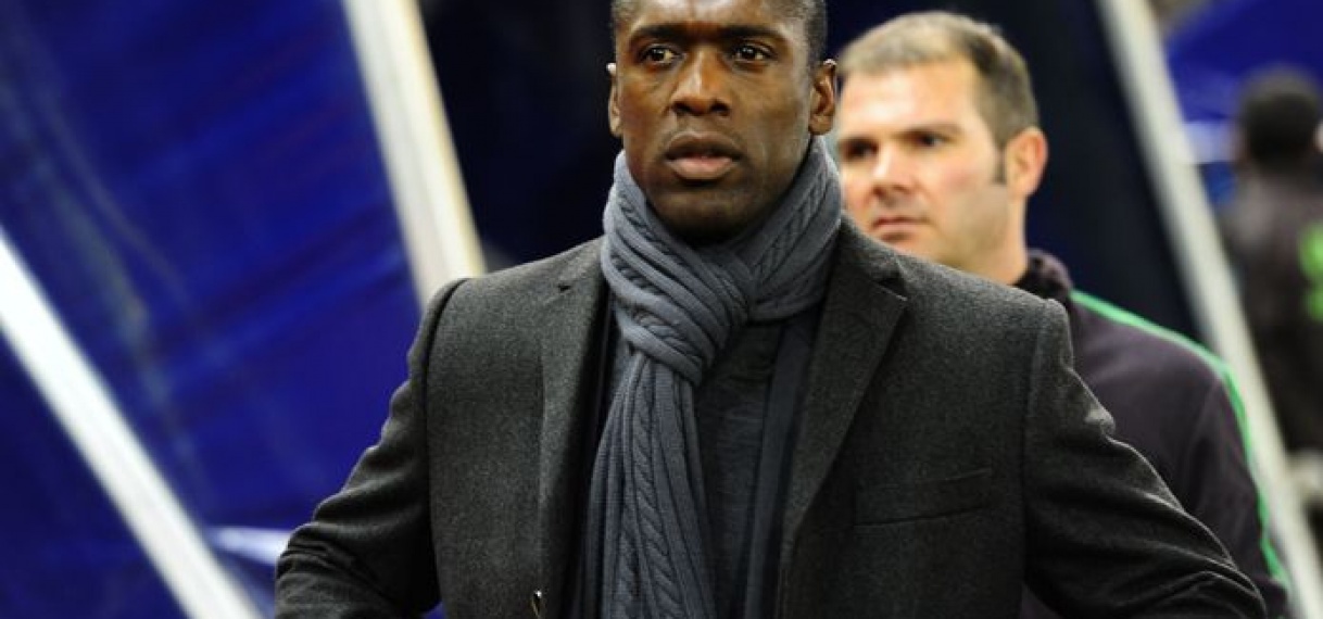 Seedorf wacht vergeefs op telefoontje: ‘Donkere trainers krijgen geen kans’