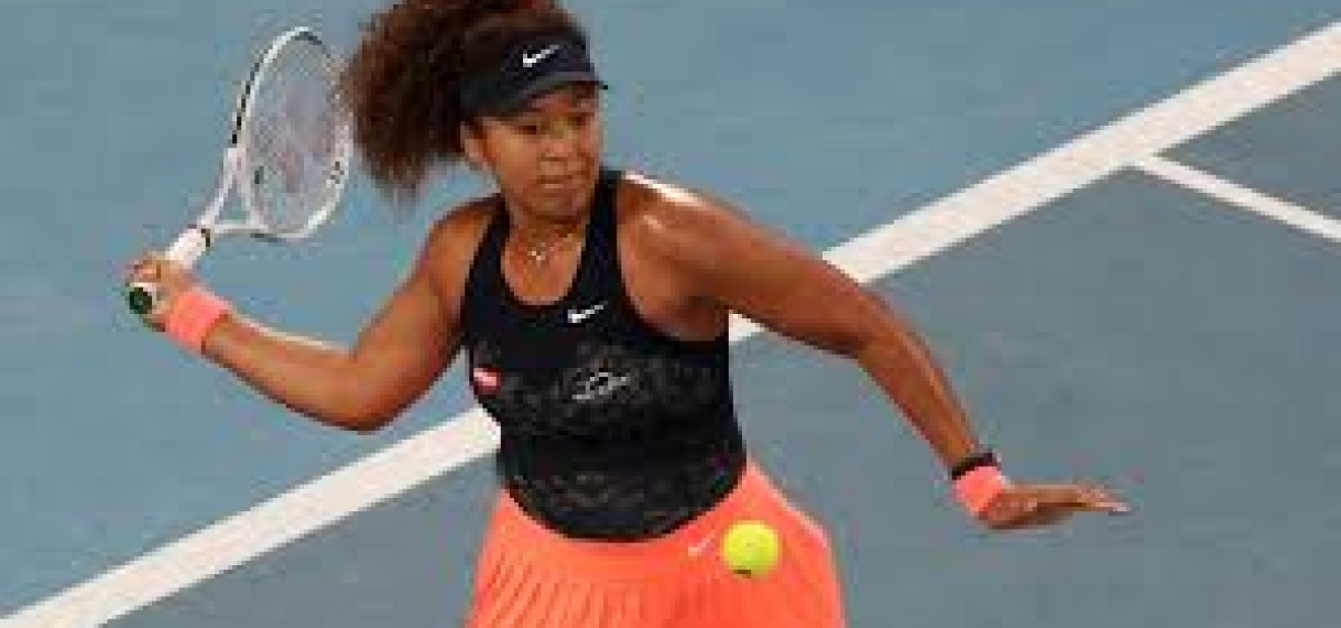 Osaka en Serena Williams weer ongenaakbaar, Halep ontsnapt in Melbourne