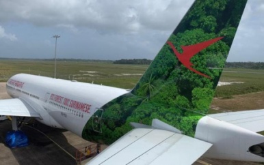 SURINAM AIRWAYS STUURT ENIGE BOEING 777 NAAR DE WOESTIJN