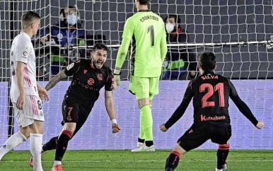 Puntenverlies Real Madrid in La Liga, Barcelona nu tweede.