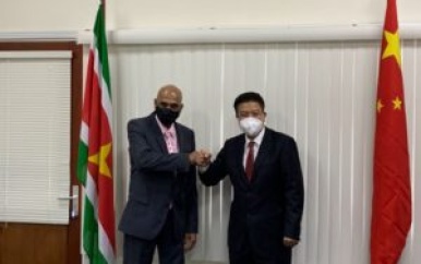 China zegt ondersteuning toe aan Suriname