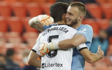 Cillessen met Valencia in slotfase langs Villarreal.