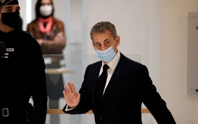 Franse oud-president Sarkozy veroordeeld tot drie jaar cel vanwege corruptie