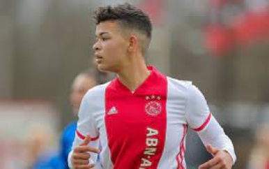 Ajax Vrouwen maakt geen fout tegen ADO en nestelt zich naast koploper PSV