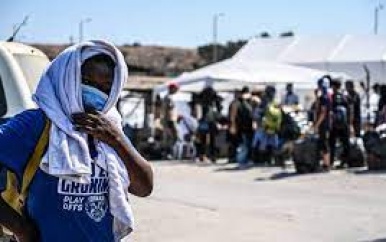 Griekenland krijgt 155 miljoen EU-geld voor nieuwe migrantenkampen op eilanden
