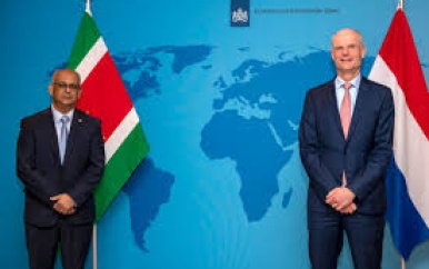 Minister Ramdin en Minister Blok over bredere samenwerking
