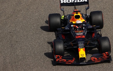 Verstappen direct de snelste in eerste vrije training Bahrein