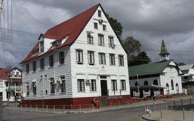 Suriname kan profijt halen uit koloniaal verleden