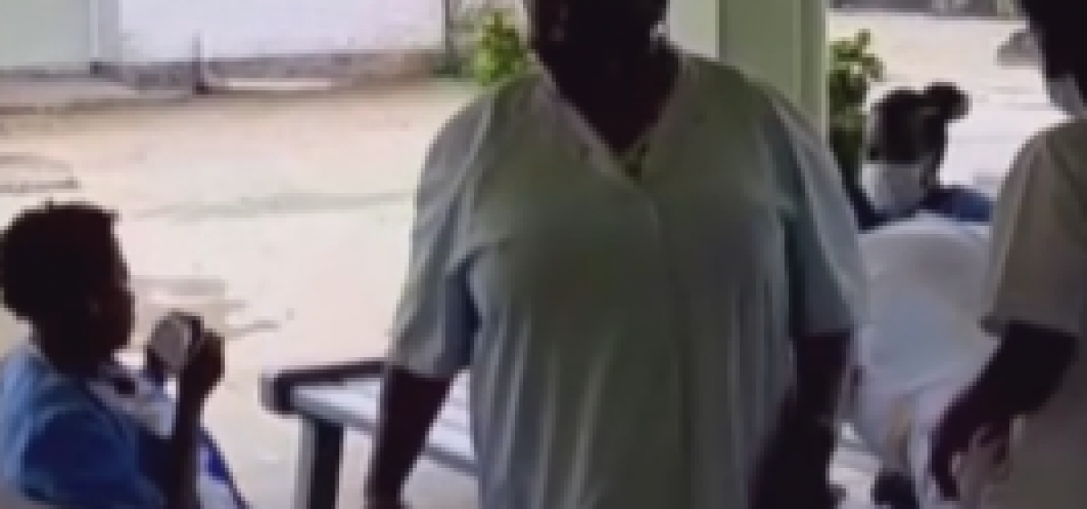 Personeel Huize Ashiana en Esther Stichting in actie