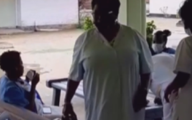 Personeel Huize Ashiana en Esther Stichting in actie