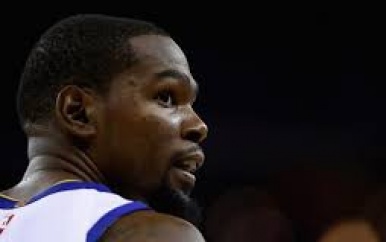 NBA-speler Durant moet 50.000 dollar betalen wegens homofobe uitspraken