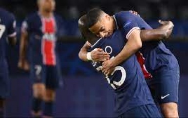 PSG verslaat na ‘Barça’ ook Bayern: ‘Maar dat maakt ons niet de grote favoriet’