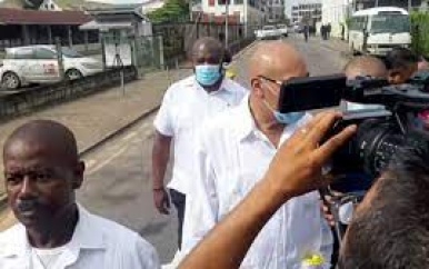 Excepties Kanhai ongegrond verklaard in 8 december-strafproces