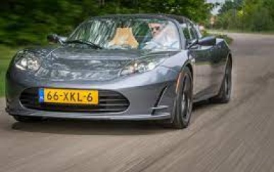 Tesla schikt met ex-werknemer die broncode van Autopilot kopieerde