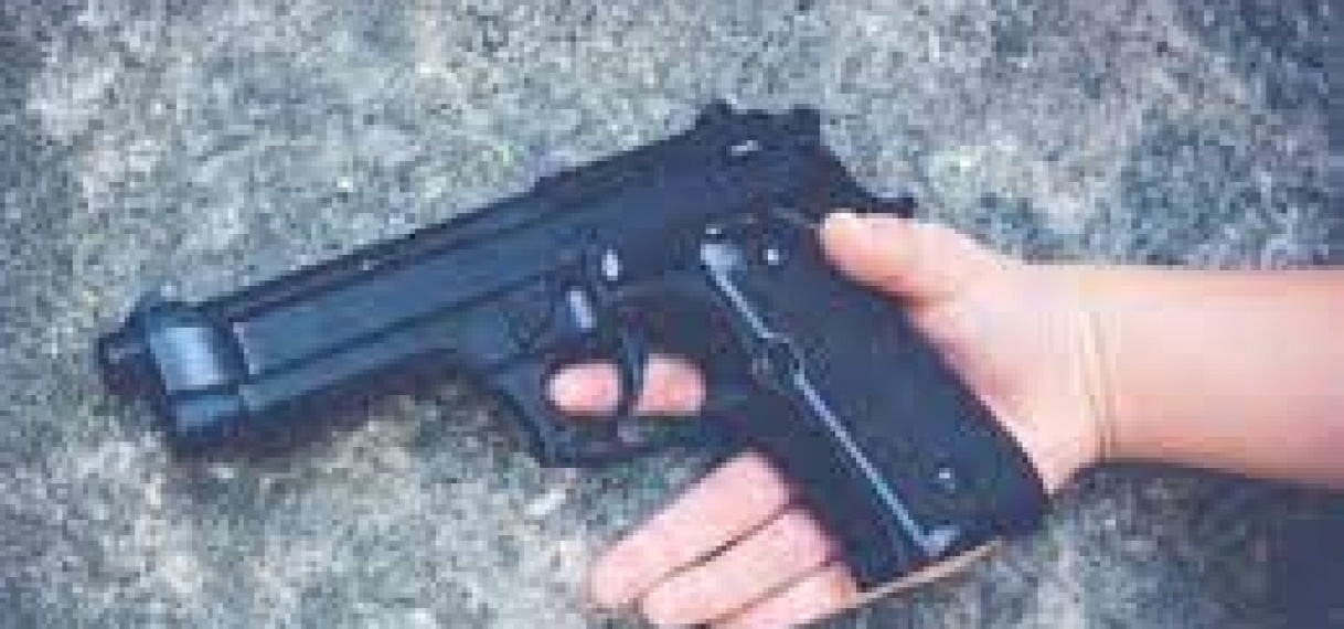 Politie- en militaire dames op tiktok moeten aangepakt worden