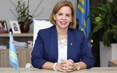 Premier Evelyn Wever-Croes van Aruba dient ontslag in