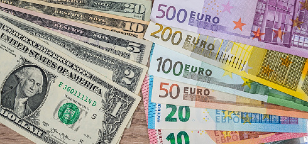 Euro en Dollar koers mogelijk verder omlaag
