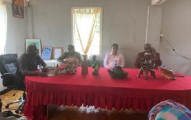 President en Vicepresident naar Pusugrunu voor oriëntatie watersnood binnenland