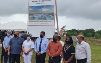 Bee bij startsein APC: ‘Saramacca is onze groente- en fruitschuur’