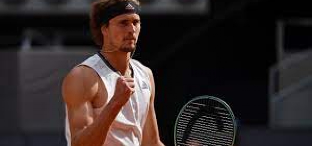 Zverev klopt Berrettini in Madrid en grijpt eerste Masters-titel sinds 2018
