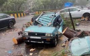 Zeker 21 doden in India door cycloon, 96 opvarenden van boot worden vermist