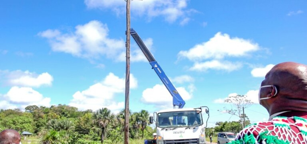 Alfonsdorp wordt voorzien van elektriciteit