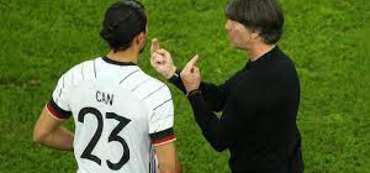 Löw pikt tegengoal eruit na 7-1-zege Duitsland: ‘Op het EK wordt dat afgestraft’