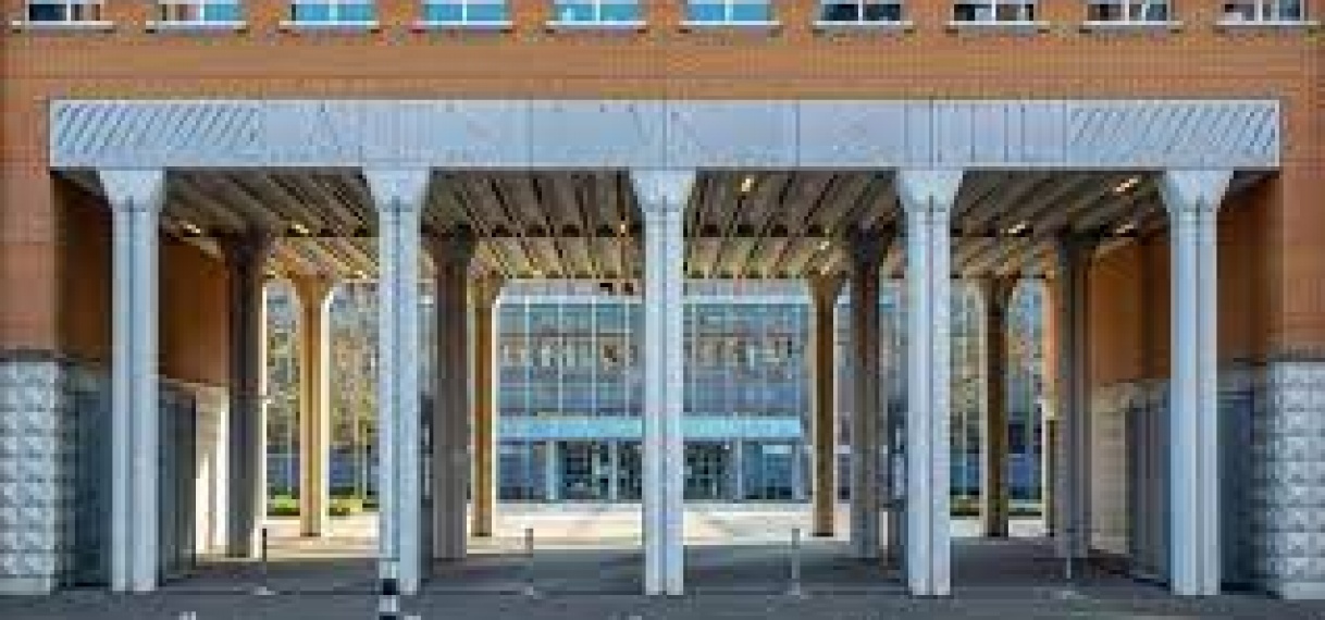 Boete en celstraf voor gelovige man die kinderen niet naar school stuurde