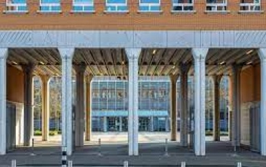 Boete en celstraf voor gelovige man die kinderen niet naar school stuurde