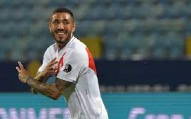 FC Emmen-speler Peña helpt Peru aan eerste zege op Copa América