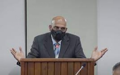 Minister Achaibersing: “We hebben gekozen voor het Surinaamse volk”