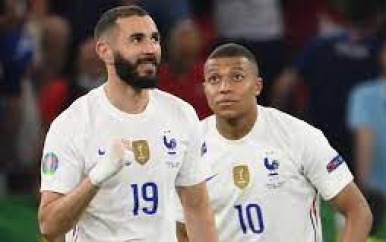 Benzema opgelucht met eerste goals: ‘Stond druk op mij van heel het land’