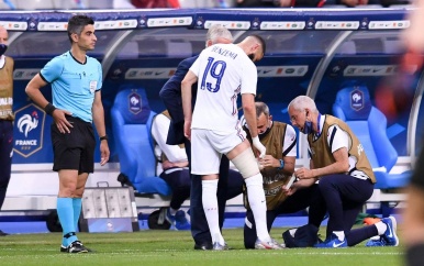 Franse bondscoach Deschamps maakt zich geen zorgen om blessure Benzema