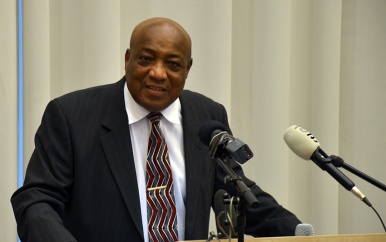 Medische behandeling ex-president Jules Wijdenbosch Euro 25.000