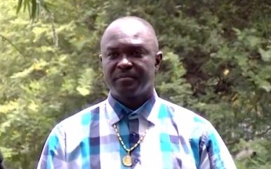 Leo Brunswijk aast met zijn “A Marron Kompas” op directeurschap Telesur