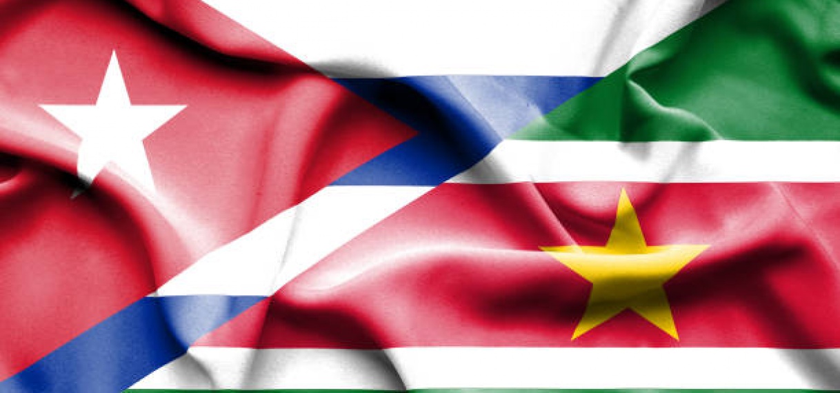 Regering zoekt oplossing overmaking collegegelden studenten Cuba