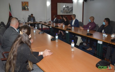 President Santokhi installeert werkgroep e-Gov