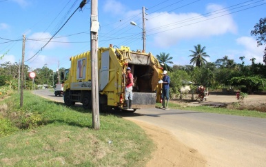 Vuilophaal Para in gevaar