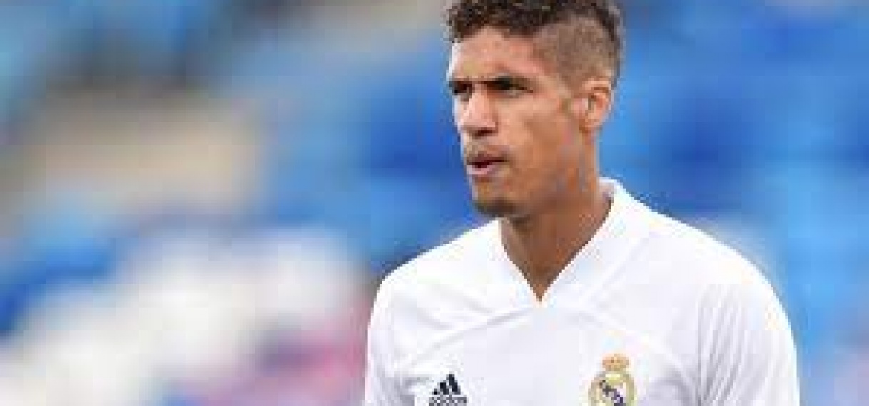 Manchester United bereikt akkoord met Real Madrid over transfer Varane