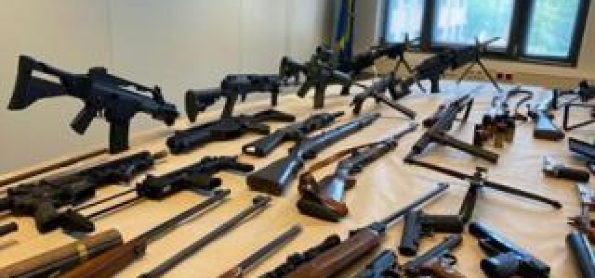 Vier aanhoudingen in kwestie” Wapendiefstal” residentie oud-president Desi Bouterse