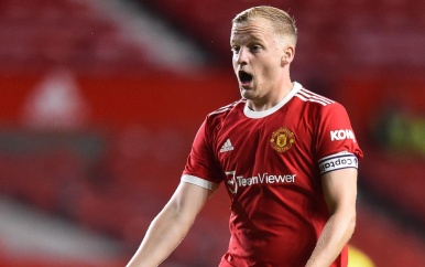 Van de Beek maakt rentree bij gelijkspel Manchester United in oefenduel