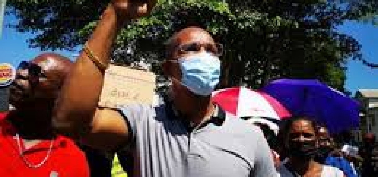 ABOP/DNA-lid Edward Belfort : “Regering moet aftreden”