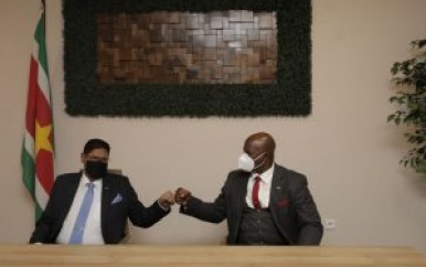 Vice President Ronnie Brunswijk neemt waar als president