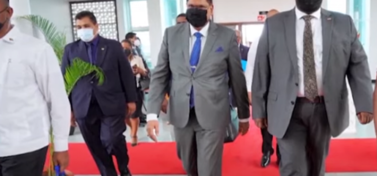 Onnodige ophef over afwezigheid Guyanese regeringstoppers