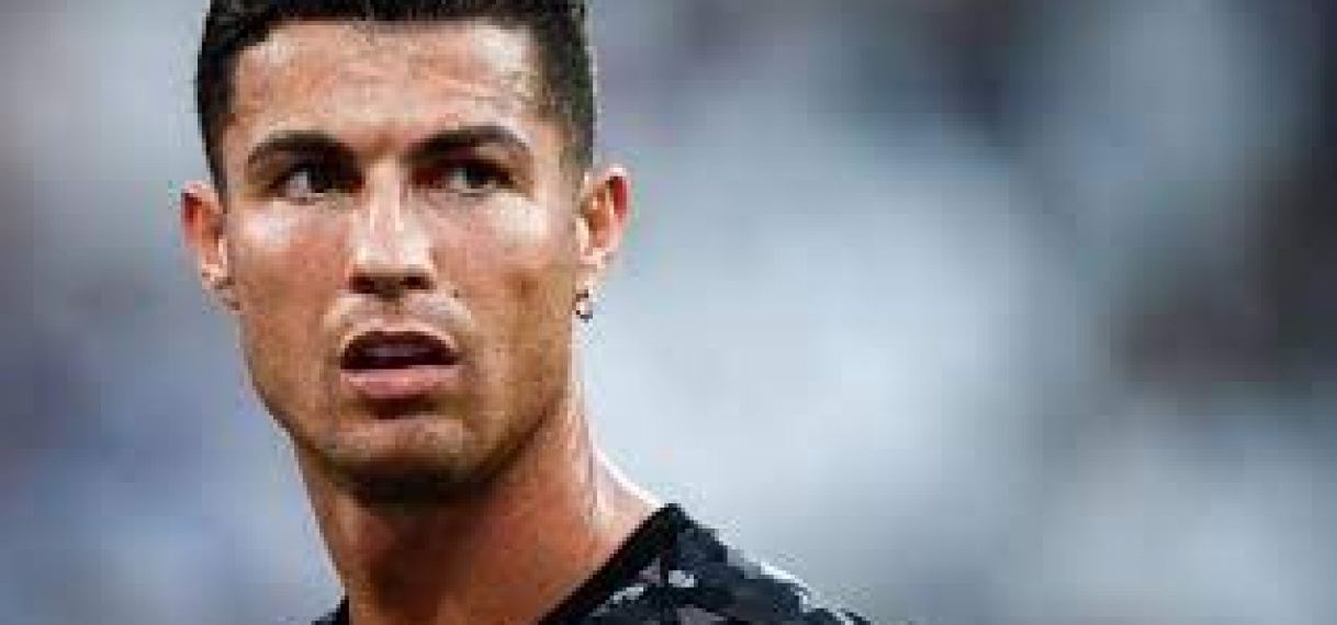 Ronaldo maakt in verklaring korte metten met ‘respectloze’ transferverhalen